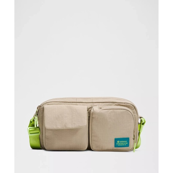 Lululemon Multi-Pocket Crossbody Bag 2.5L Sheer Oak Sour Grape NWT - Picture 1 of 5
